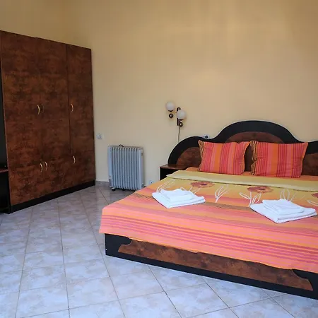 Kareliya Hotel 2*