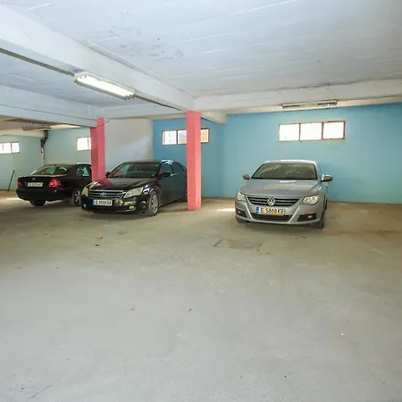 Kareliya Hotel 2*
