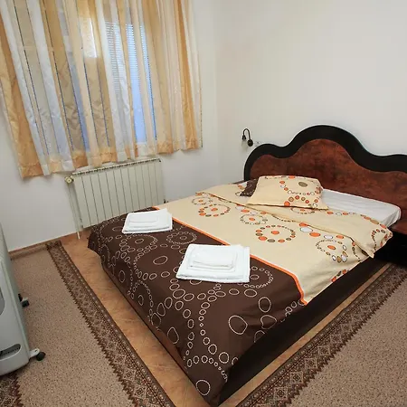 Kareliya Hotel Strumyani